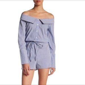 Romeo & Juliet Couture Off-Shoulder Blue Striped Romper Size Medium